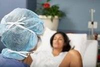 Амниотомия при родах: показания, операция и последствия вскрытия плодного пузыря в родах